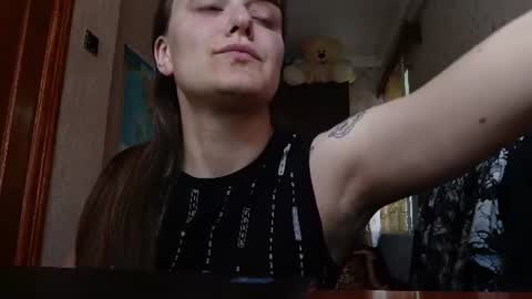 Snapshot of sweetalina13 chatting on 06/19/26, 03:05 sweetalina13 online show from 06/19/26, 03:05
