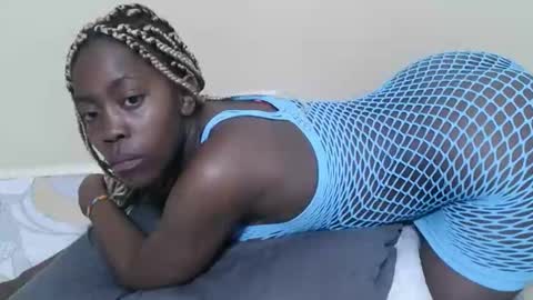 Malia online show from 09/25/25, 08:51