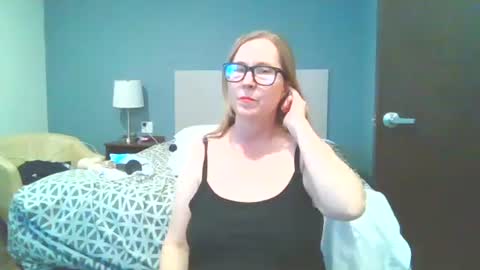 Snapshot of sweetandnaughty123 chatting on 10/20/25, 04:57 sweetandnaughty123 online show from 10/20/25, 04:57