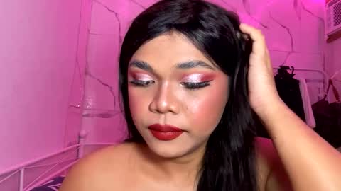 Snapshot of sweetasian_leith20 chatting on 10/28/25, 08:44 Leith Madrigal online show from 10/28/25, 08:44