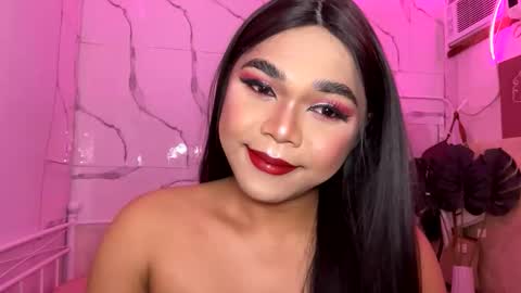 Snapshot of sweetasian_leith20 chatting on 11/08/25, 05:56 Leith Madrigal online show from 11/08/25, 05:56