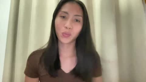 Snapshot of sweetasiancolleen chatting on 07/10/26, 05:26 colleen online show from 07/10/26, 05:26