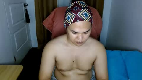 Snapshot of sweetasiangay chatting on 02/06/26, 09:23 sweetasiangay online show from 02/06/26, 09:23