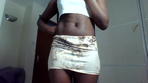 Snapshot of sweetass_02 chatting on 06/29/26, 11:32 bianca online show from 06/29/26, 11:32