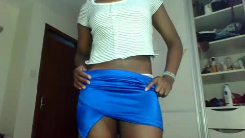 Snapshot of sweetass_02 chatting on 07/14/26, 10:21 bianca online show from 07/14/26, 10:21