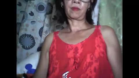 Snapshot of sweetbella24 chatting on 05/11/26, 12:22 im anne online show from 05/11/26, 12:22
