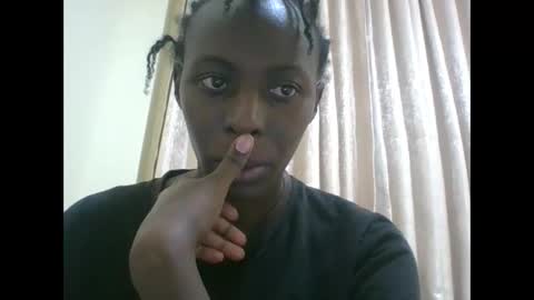 Snapshot of sweetbellah1 chatting on 05/18/26, 06:47 Sweetgul online show from 05/18/26, 06:47