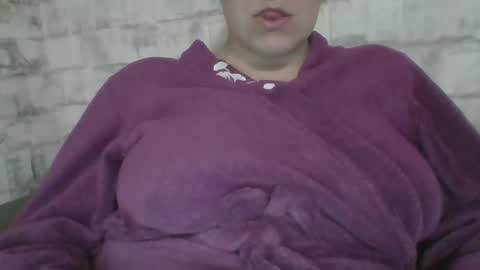 Snapshot of sweetbesty5322 chatting on 03/30/26, 07:15 sweetbesty5322 online show from 03/30/26, 07:15