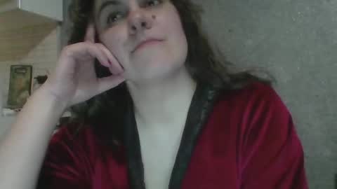 Snapshot of sweetbesty5322 chatting on 04/11/26, 06:34 sweetbesty5322 online show from 04/11/26, 06:34