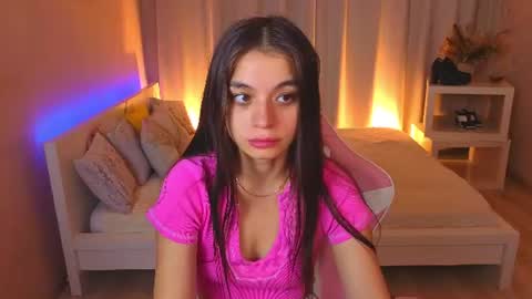 Kim online show from 06/11/26, 02:22