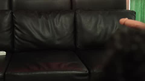 Salom independent model online show from 10/10/25, 09:03