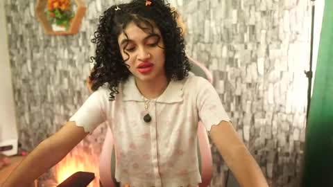 Salom independent model online show from 05/11/26, 07:11