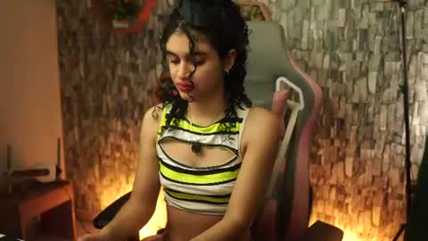 Salom independent model online show from 06/09/26, 09:26