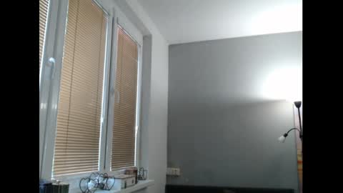 Sweetboobs85h online show from 05/11/26, 04:04