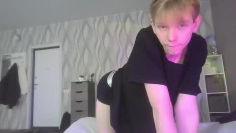 SweetyBoy online show from 11/30/25, 03:32