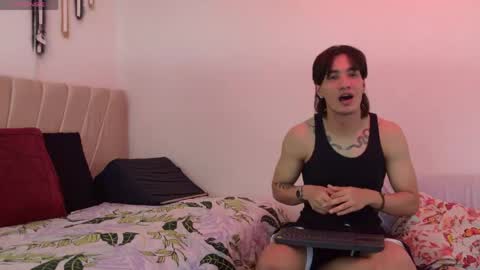 Snapshot of sweetbutspicy_ chatting on 05/14/26, 12:12 sweetbutspicy online show from 05/14/26, 12:12