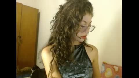 Snapshot of sweetcalm_ chatting on 05/11/26, 03:34 sweetcalm_ online show from 05/11/26, 03:34