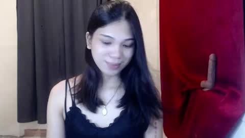 Snapshot of sweetcarla_xxx chatting on 09/18/25, 01:02 Carla online show from 09/18/25, 01:02
