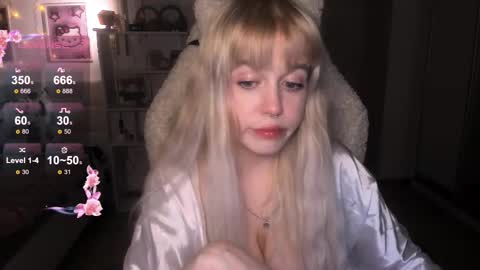 Lisa online show from 02/18/25, 06:26