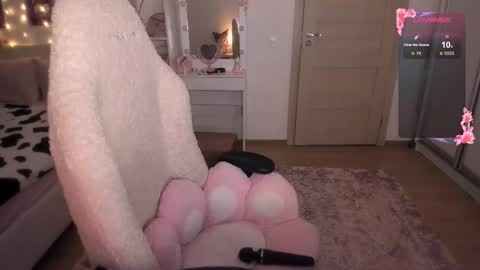 Lisa online show from 09/27/25, 06:46