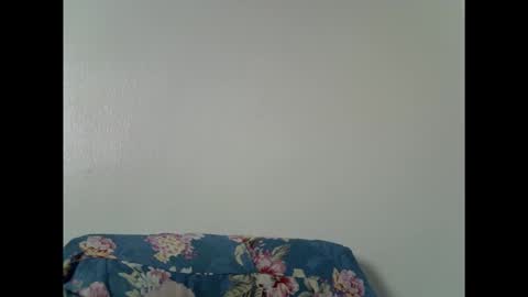 Snapshot of sweetcoochiex chatting on 03/21/26, 11:15 sweetcoochiex online show from 03/21/26, 11:15