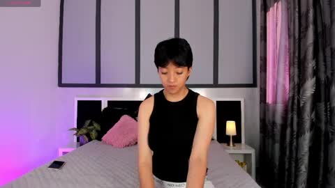 Eva Short hair girl  - Victoria Long red hair online show from 05/04/26, 09:55