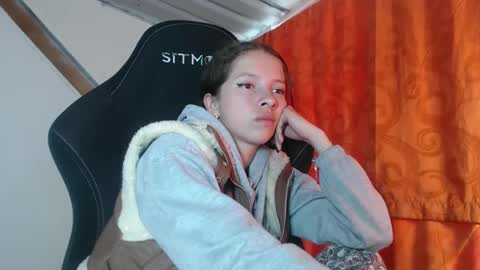 sweetdam12 online show from 02/19/25, 07:48