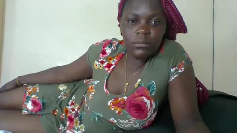 Snapshot of sweetdarkskin chatting on 01/31/25, 02:04 CLARIS online show from 01/31/25, 02:04