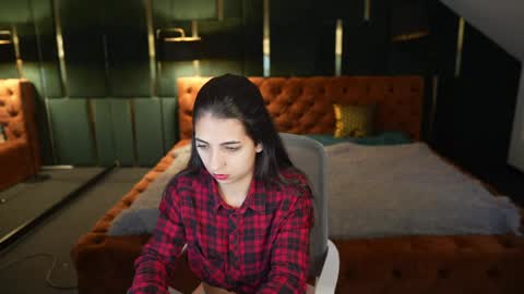 Snapshot of sweetdesiree_ chatting on 05/04/26, 06:53 Amelia online show from 05/04/26, 06:53
