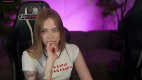 Snapshot of sweetdesiree_ chatting on 05/05/26, 10:34 Amelia online show from 05/05/26, 10:34