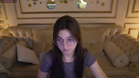 Snapshot of sweetdesiree_ chatting on 05/13/26, 10:34 Amelia online show from 05/13/26, 10:34