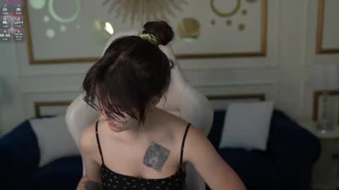 Snapshot of sweetdesiree_ chatting on 05/29/26, 06:44 Amelia online show from 05/29/26, 06:44