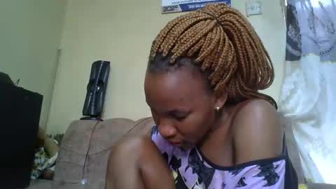 sweetdiva2012 online show from 09/12/25, 08:14