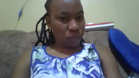 sweetdiva2012 online show from 11/04/25, 04:22