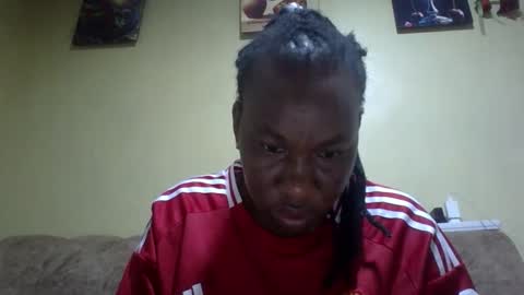 sweetdiva2012 online show from 04/26/26, 03:37