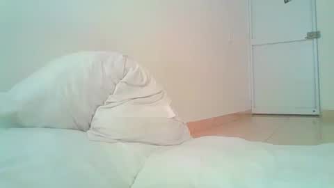 Snapshot of sweetdoll6 chatting on 05/11/26, 03:07 Sweet Doll online show from 05/11/26, 03:07