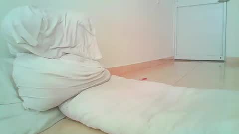 Snapshot of sweetdoll6 chatting on 05/19/26, 02:01 Sweet Doll online show from 05/19/26, 02:01