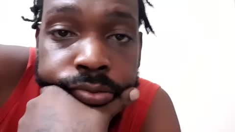 Snapshot of sweeter_the_thighs chatting on 11/02/25, 01:24 sweeter_the_thighs online show from 11/02/25, 01:24