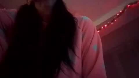 Snapshot of sweetericka chatting on 01/03/25, 04:16 Erika online show from 01/03/25, 04:16