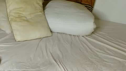 Snapshot of sweetestraincandie chatting on 10/03/25, 11:46 miss candie online show from 10/03/25, 11:46