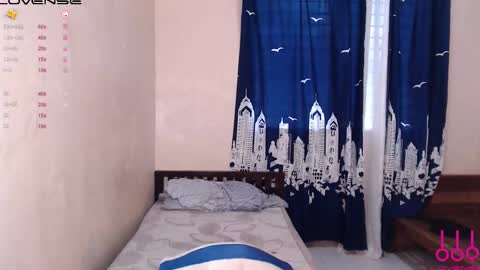 Snapshot of sweeteverdeen chatting on 01/15/25, 05:19 sweetkatniss online show from 01/15/25, 05:19