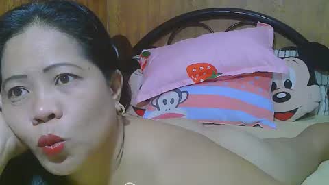 Snapshot of sweeteyes69xx chatting on 06/16/26, 05:43 sweeteyes69xx online show from 06/16/26, 05:43