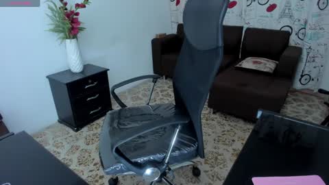 Fabiana online show from 12/17/24, 07:15