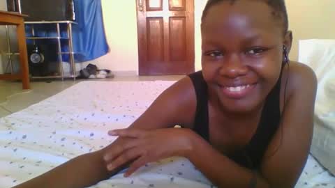 Snapshot of sweetgal2025 chatting on 01/12/26, 12:21 EUNICE online show from 01/12/26, 12:21