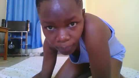 Snapshot of sweetgal2025 chatting on 01/18/26, 11:03 EUNICE online show from 01/18/26, 11:03