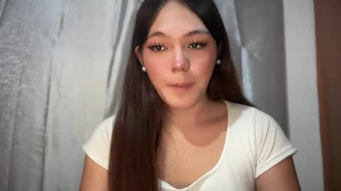 Ayesha online show from 11/13/25, 04:44