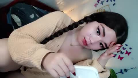 May online show from 05/01/26, 01:43