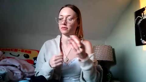 Snapshot of sweetgirlls chatting on 05/02/26, 01:21 sweetgirlls online show from 05/02/26, 01:21