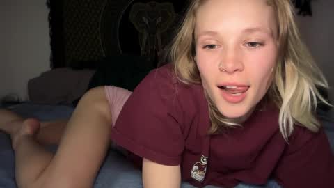 Snapshot of sweetgracee chatting on 01/02/25, 06:50 sweetgracee online show from 01/02/25, 06:50