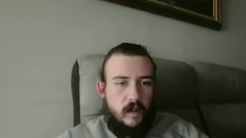 sweetguyss12 online show from 11/17/25, 12:44